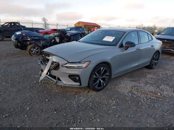 7JRL12TL5RG314695 2024 VOLVO S60 - Image 2