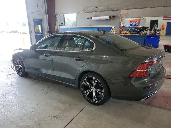 7JRL12TL6NG160279 2022 VOLVO S60 - Image 2