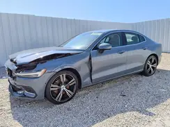 7JRL12TL7NG172263 2022 VOLVO S60