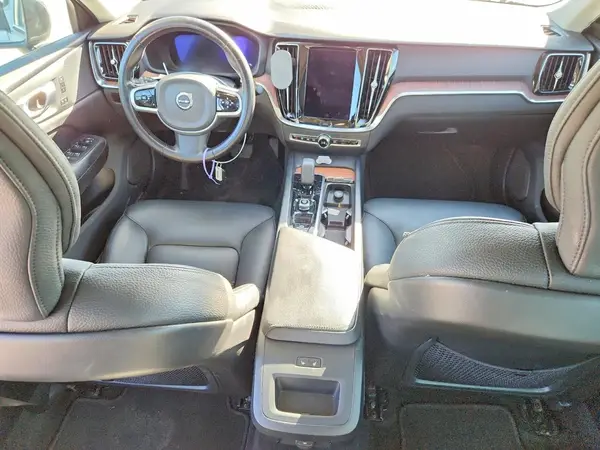 7JRL12TL8RG303013 2024 VOLVO S60 - Image 8