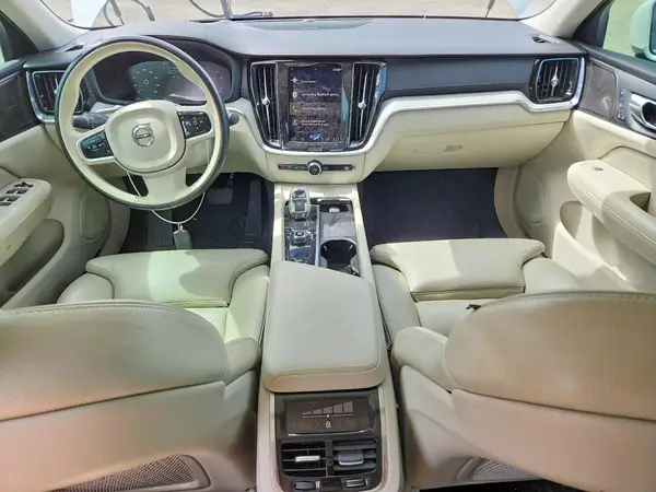 7JRL12TL9NG154069 2022 VOLVO S60 - Image 8