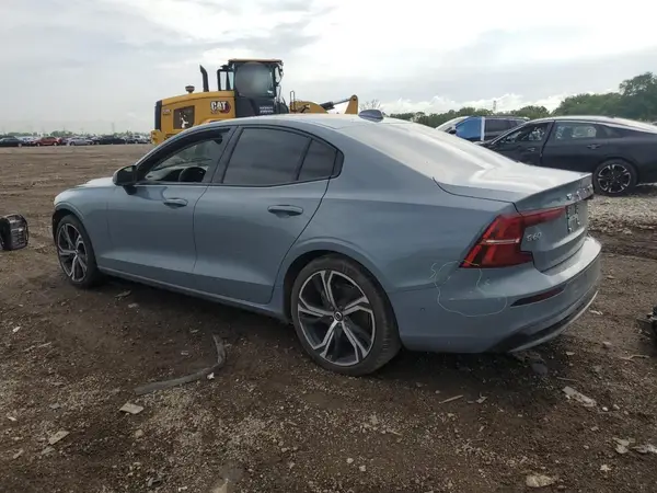 7JRL12TL9RG298050 2024 VOLVO S60 - Image 2