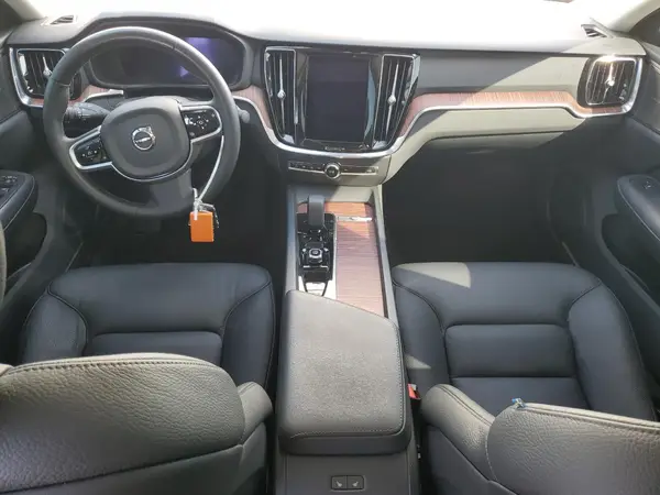 7JRL12TL9RG327448 2024 VOLVO S60 - Image 8