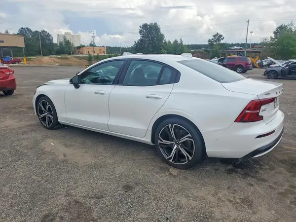 7JRL12TLXRG304986 2024 VOLVO S60 - Image 2