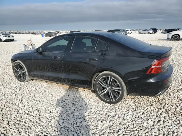 7JRL12TM1NG153765 2022 VOLVO S60 - Image 2