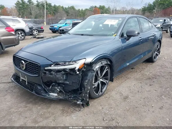 7JRL12TM3RG282872 2024 VOLVO S60 - Image 2
