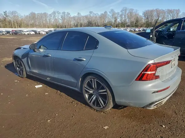 7JRL12TM8NG16232 2022 VOLVO S60 - Image 2