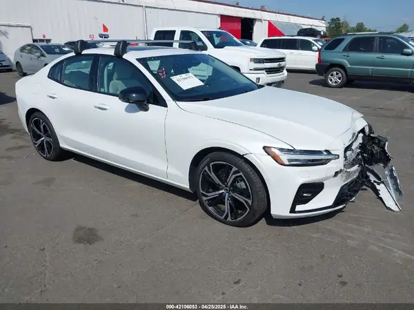 7JRL12TM9RG287266 2024 VOLVO S60 - Image 1