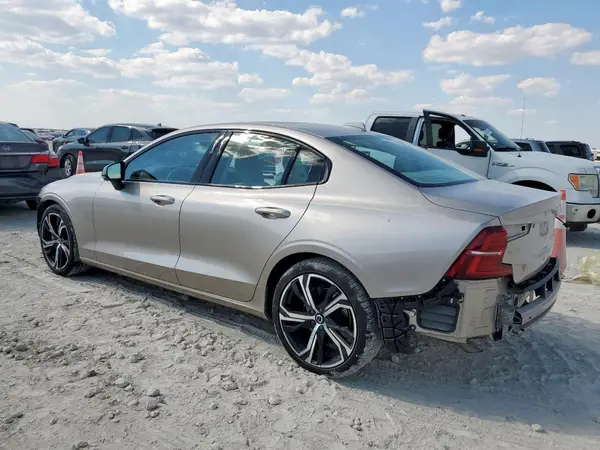 7JRL12TW2PG236562 2023 VOLVO S60 - Image 2