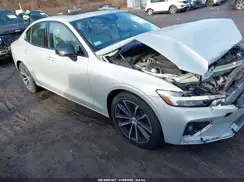 7JRL12TZ6NG162330 2022 VOLVO S60