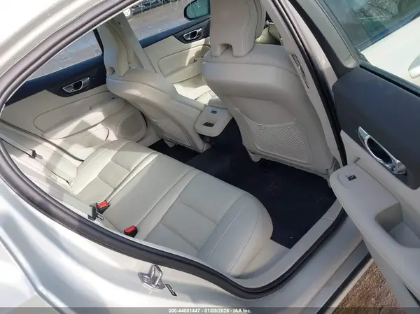 7JRL12TZ6NG162330 2022 VOLVO S60 - Image 8