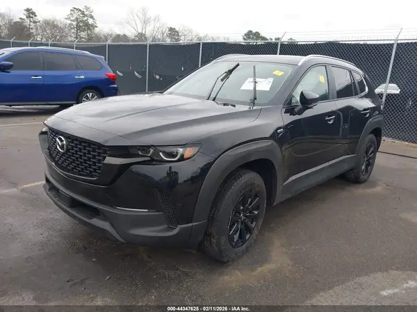 7MMVAABW5SN139024 2025 MAZDA CX-50 - Image 2