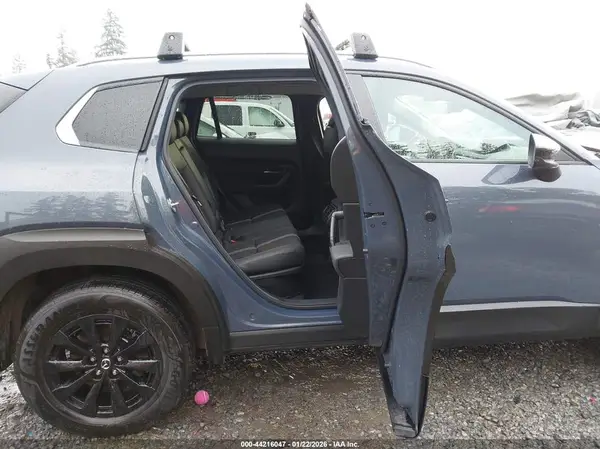 7MMVAABW6SN104301 2025 MAZDA CX-50 - Image 8