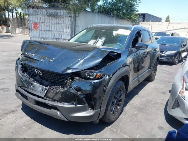 7MMVAABW6SN121230 2025 MAZDA CX-50 - Image 2