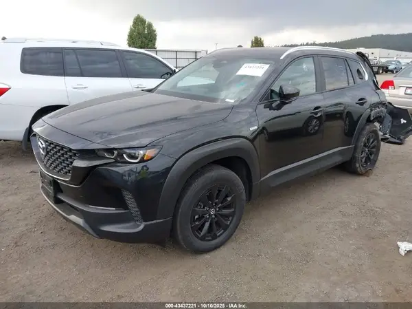 7MMVAABWXSN125605 2025 MAZDA CX-50 - Image 2