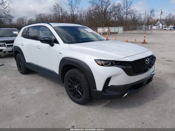 7MMVAADW0SN132351 2025 MAZDA CX-50 - Image 1