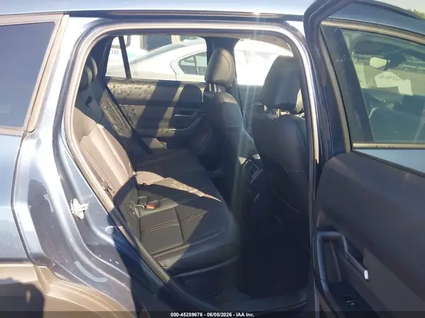 7MMVAADW1SN121357 2025 MAZDA CX-50 - Image 8