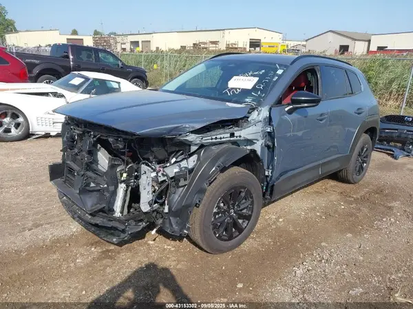 7MMVAADW2SN134294 2025 MAZDA CX-50 - Image 2
