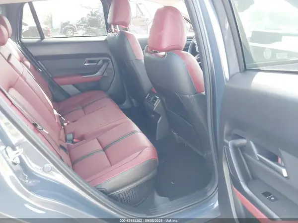 7MMVAADW2SN134294 2025 MAZDA CX-50 - Image 8