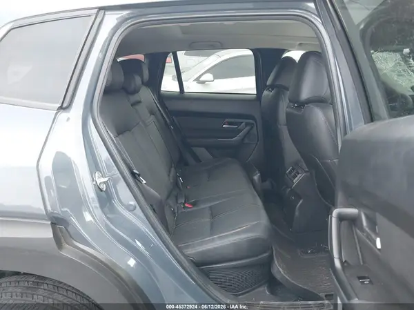 7MMVAADW2SN135591 2025 MAZDA CX-50 - Image 8