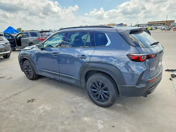 7MMVAADW3SN123451 2025 MAZDA CX-50 - Image 2