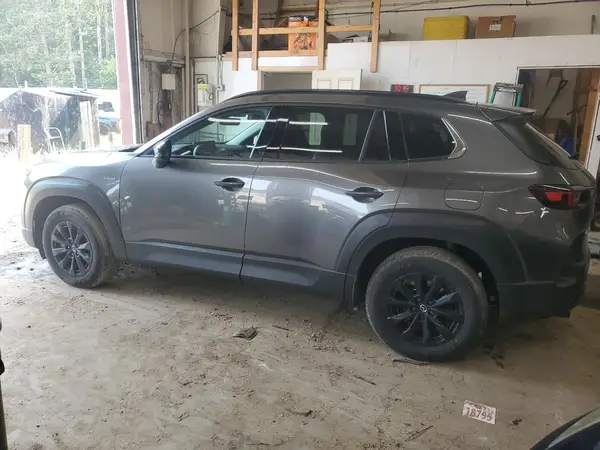 7MMVAADW4SN103712 2025 MAZDA CX-50 - Image 2