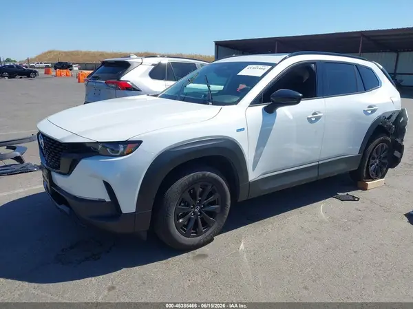 7MMVAADW4SN112684 2025 MAZDA CX-50 - Image 2