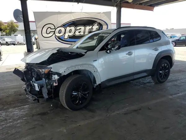 7MMVAADW4SN112796 2025 MAZDA CX-50 - Image 1