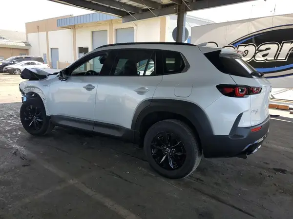 7MMVAADW4SN112796 2025 MAZDA CX-50 - Image 2