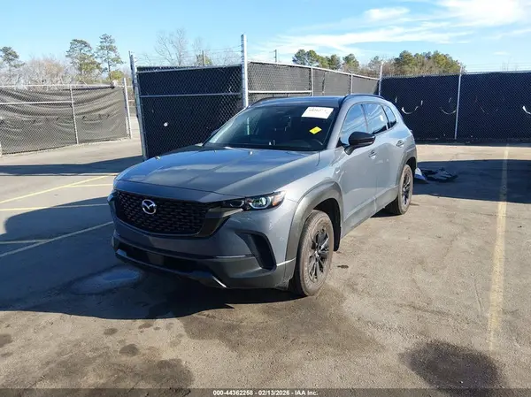 7MMVAADW4SN117691 2025 MAZDA CX-50 - Image 2