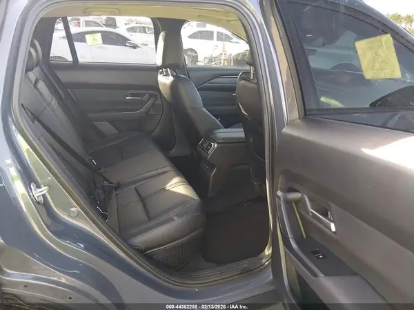 7MMVAADW4SN117691 2025 MAZDA CX-50 - Image 8