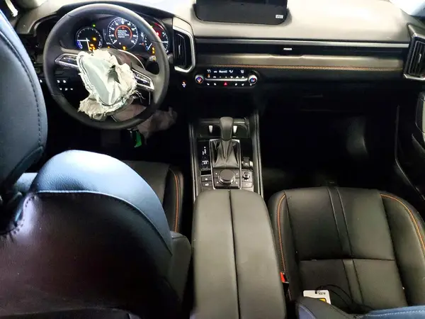 7MMVAADW4TN168951 2026 MAZDA CX-50 - Image 8