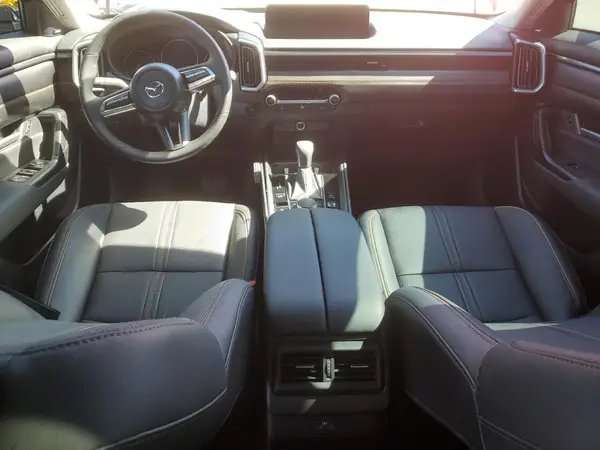 7MMVAADW5SN136086 2025 MAZDA CX-50 - Image 8