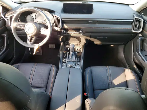 7MMVAADW5SN137318 2025 MAZDA CX-50 - Image 8