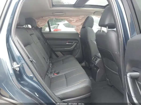 7MMVAADW6SN109706 2025 MAZDA CX-50 - Image 8