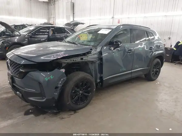 7MMVAADW6SN124237 2025 MAZDA CX-50 - Image 2
