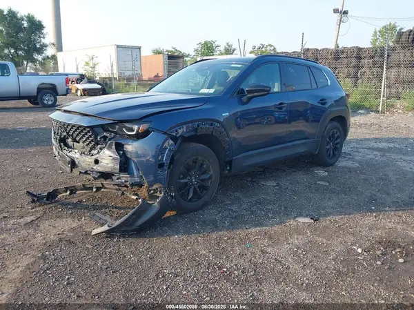 7MMVAADW6SN130782 2025 MAZDA CX-50 - Image 2