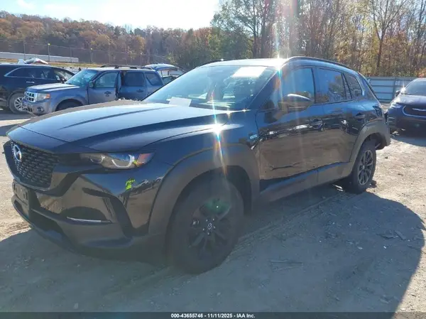 7MMVAADW6SN134265 2025 MAZDA CX-50 - Image 2