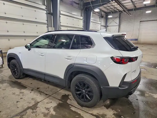 7MMVAADW6SN137747 2025 MAZDA CX-50 - Image 2