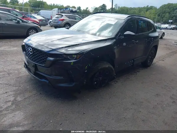 7MMVAADW7SN110198 2025 MAZDA CX-50 - Image 2