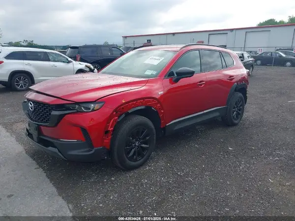 7MMVAADW7SN121864 2025 MAZDA CX-50 - Image 2