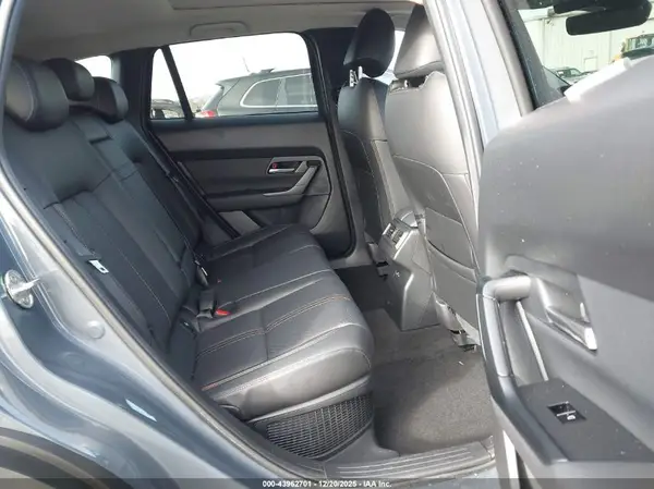 7MMVAADWXSN110003 2025 MAZDA CX-50 - Image 8