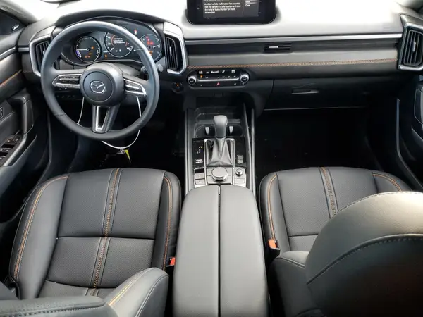 7MMVAADWXSN116464 2025 MAZDA CX-50 - Image 8