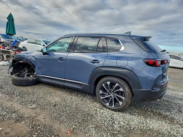 7MMVAAEW1SN126931 2025 MAZDA CX-50 - Image 2