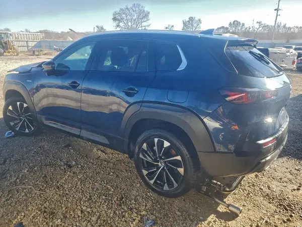 7MMVAAEW1SN138304 2025 MAZDA CX-50 - Image 2