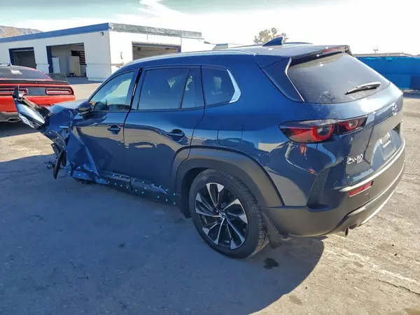 7MMVAAEW3SN104042 2025 MAZDA CX-50 - Image 2