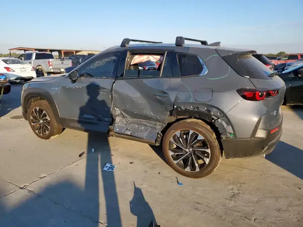 7MMVAAEW4SN123585 2025 MAZDA CX-50 - Image 2