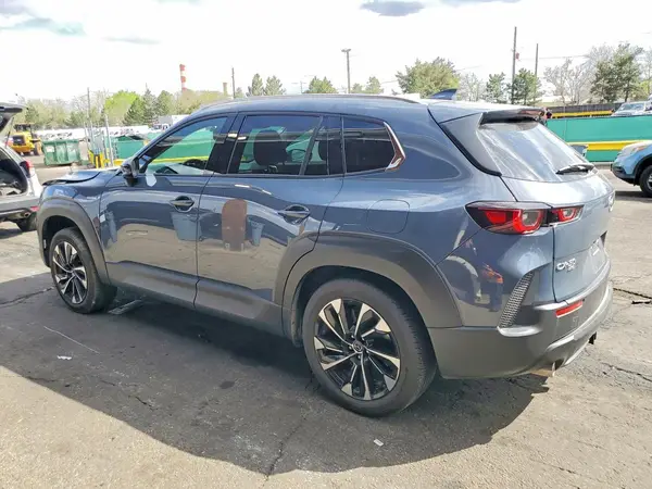 7MMVAAEW4SN129094 2025 MAZDA CX-50 - Image 2