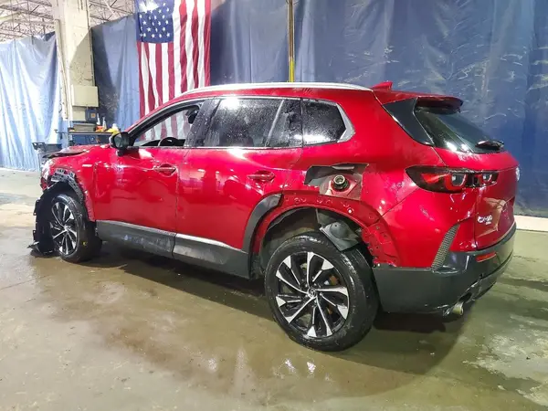 7MMVAAEW4SN131590 2025 MAZDA CX-50 - Image 2