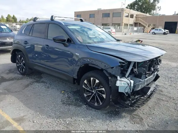7MMVAAEW5SN112109 2025 MAZDA CX-50 - Image 1